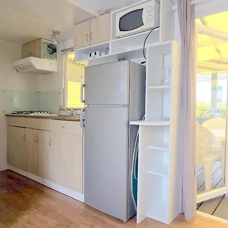 مكان تخييم Bungalow-mobilhome - Petit Prix- Ocean -foret -camping 3 Etoiles