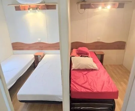 Bungalow-mobilhome - Petit Prix- Ocean -foret -camping 3 Etoiles 캠프장 바이어스