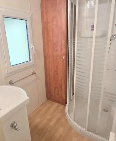 Bungalow-mobilhome - Petit Prix- Ocean -foret -camping 3 Etoiles 캠프장 바이어스