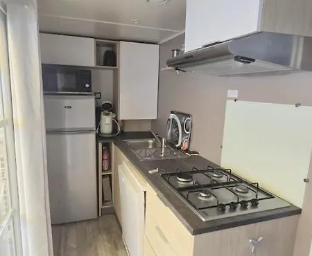 Bungalow-mobilhome - Petit Prix- Ocean -foret -camping 3 Etoiles 캠프장 바이어스