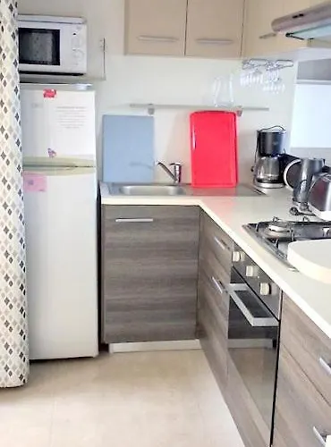 مكان تخييم Bungalow-mobilhome - Petit Prix- Ocean -foret -camping 3 Etoiles